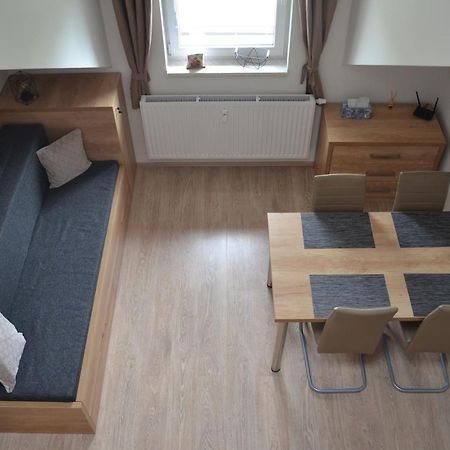 Apartma Fara Loučná nad Desnou Esterno foto