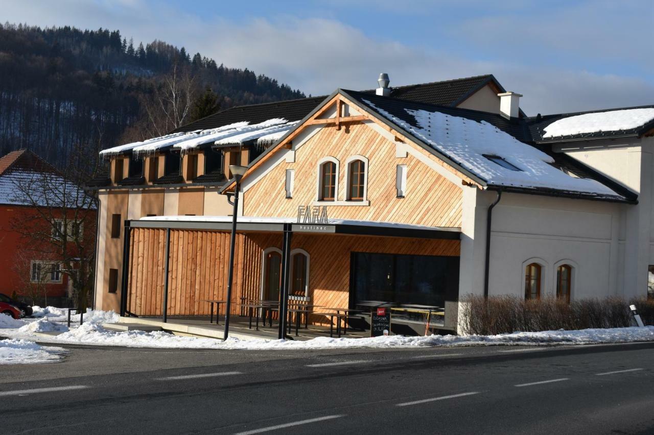 Apartma Fara Loučná nad Desnou Esterno foto